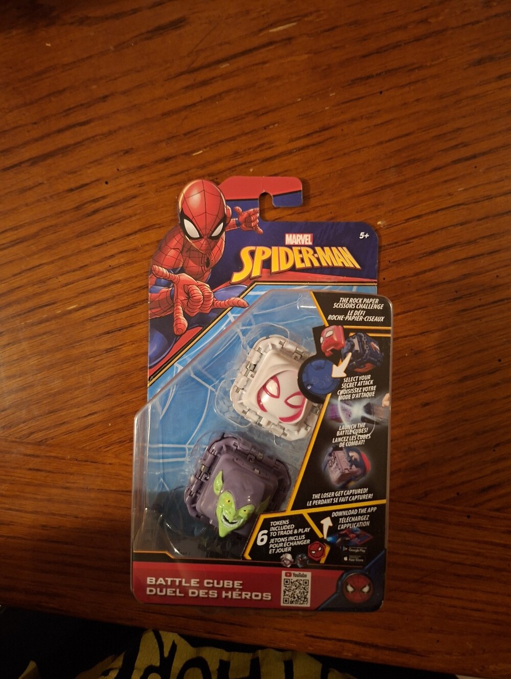 Brand New Marvel Spider Man Battle Cube Spider Gwen and Green Goblin Toy Eolo